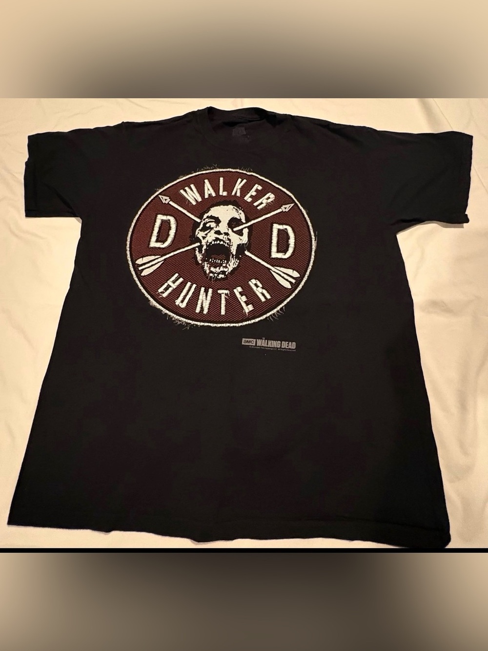The Walking Dead “Walker Hunter” Print Zombie T-Shirt Size:Large